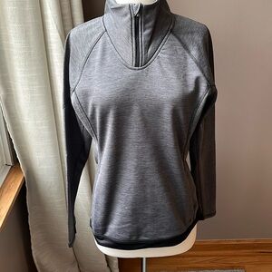 Champion women’s  performance quarter zip pullover size M